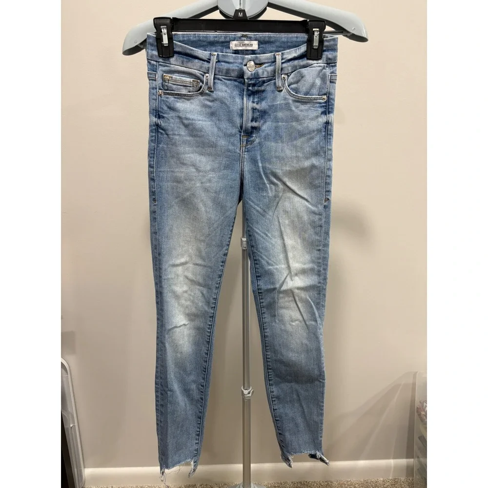 Good American Good Legs Skinny Jean Medium Light Wash Slim Size 00/24 Denim